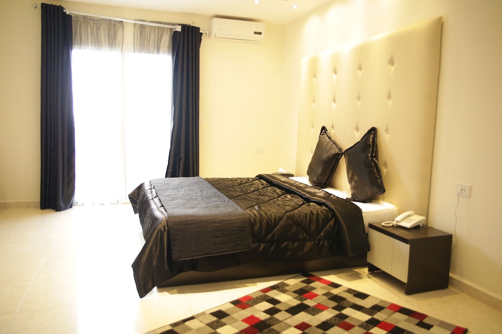 Deluxe Double or Twin Room, Valley View photo 1