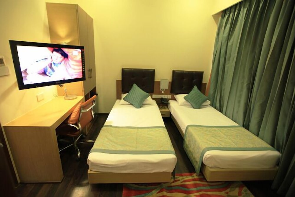 Superior Twin Room photo 3