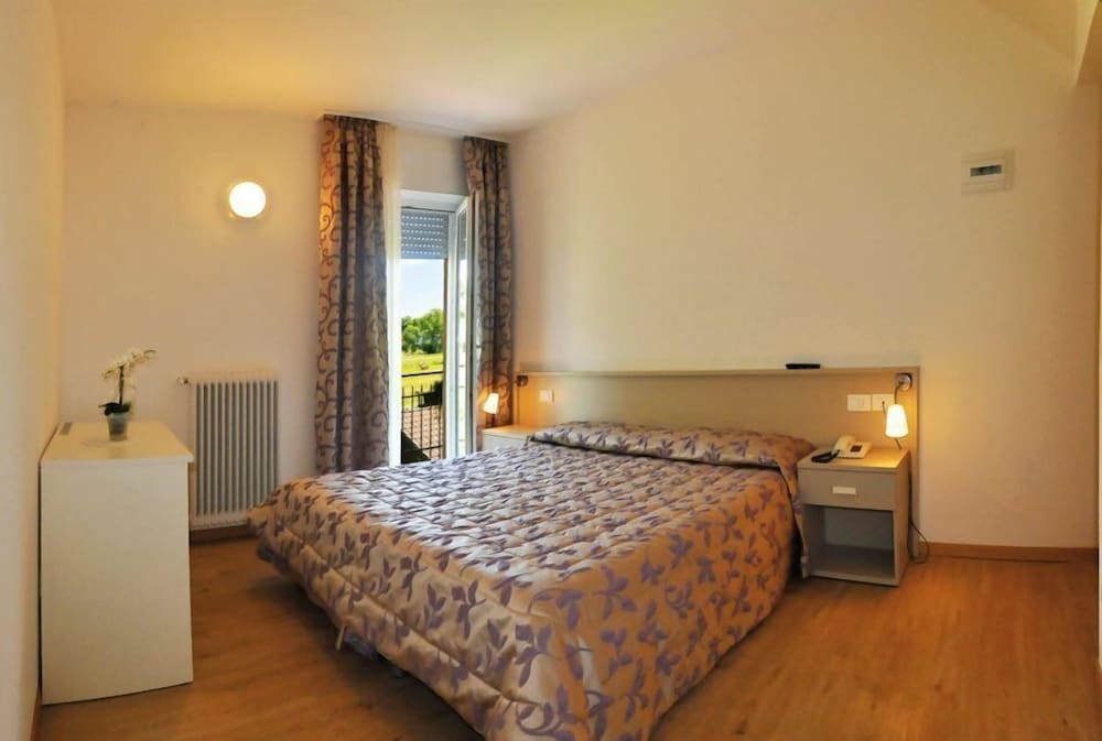 Comfort Double Or Twin Room photo 2