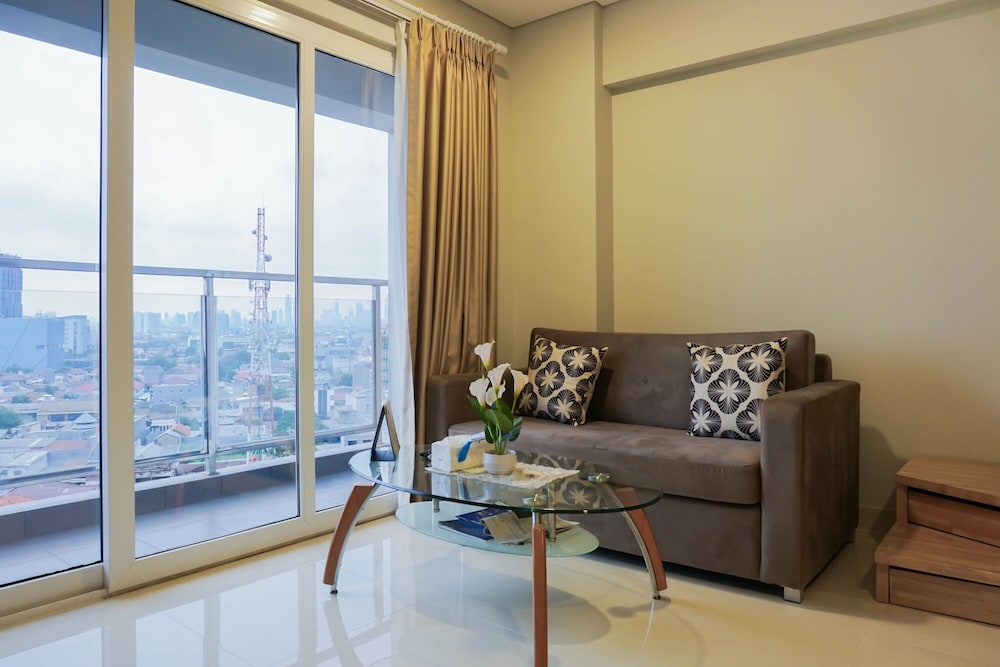 Room - Photo 10