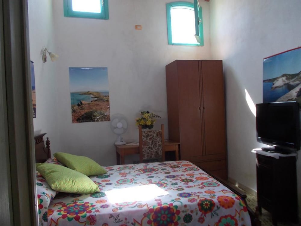 Double Room, Shared Bathroom photo 1