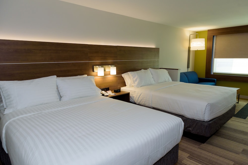 Suite, Multiple Beds