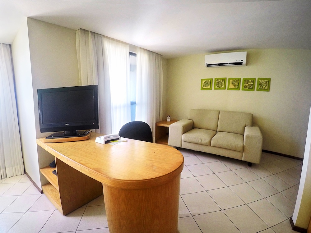 Deluxe Twin Room - Photo 14