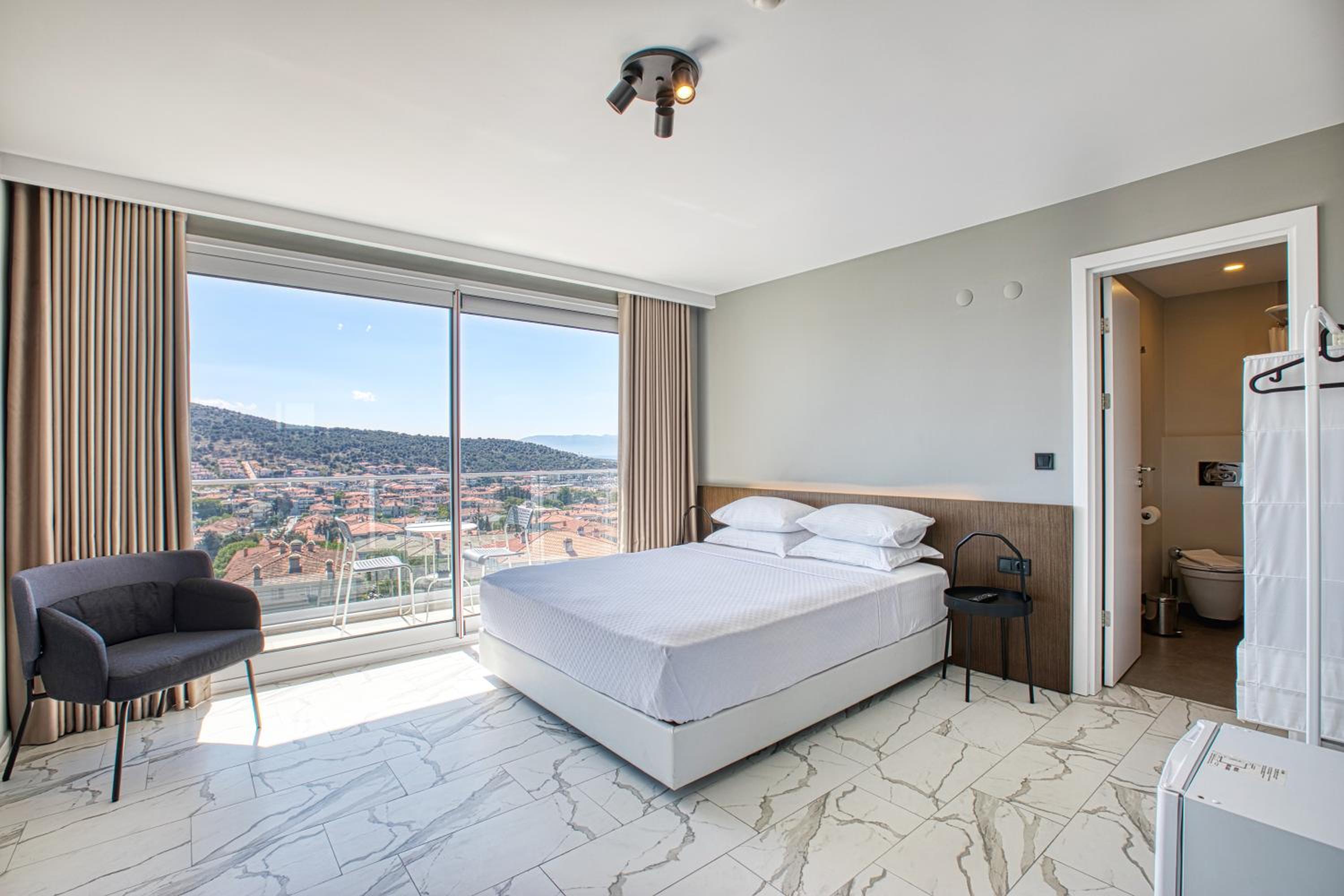 Superior Double Room - Photo 10