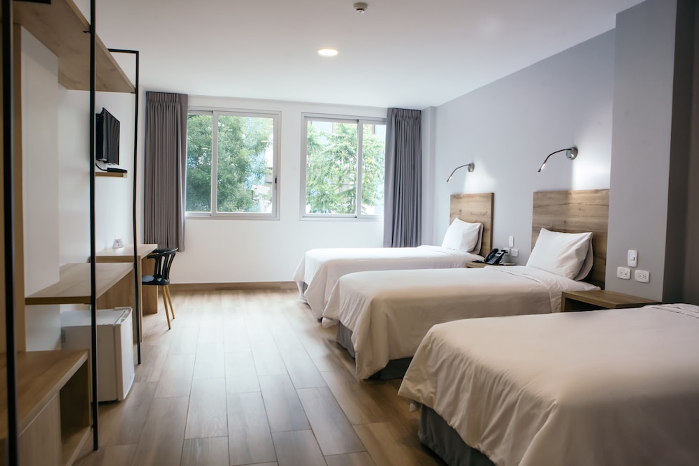 Standard Triple Room photo 3