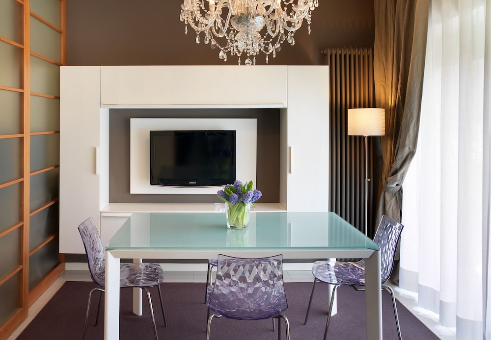 Comfort Apartment - Photo 20