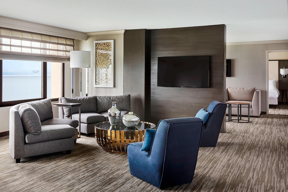 Executive Suite, 2 Double Beds - Photo 5