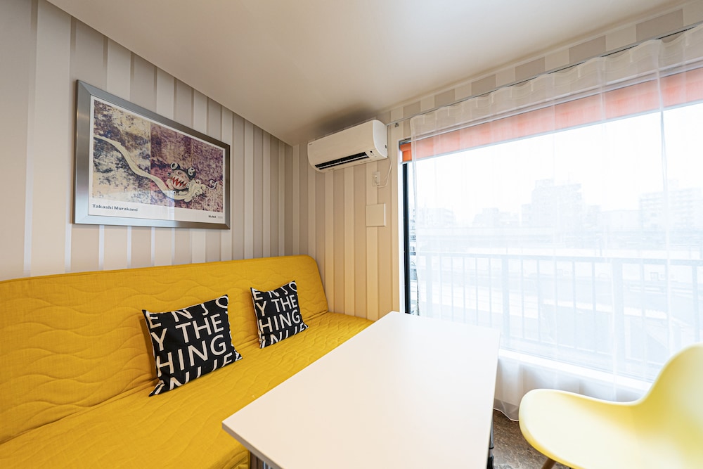 Basic Apartment photo 3