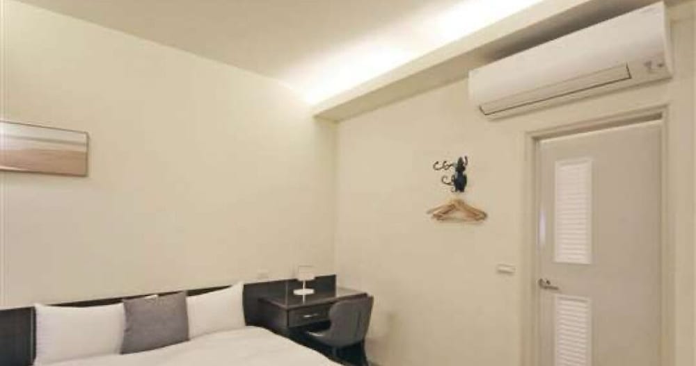 Standard Quadruple Room - Photo 7