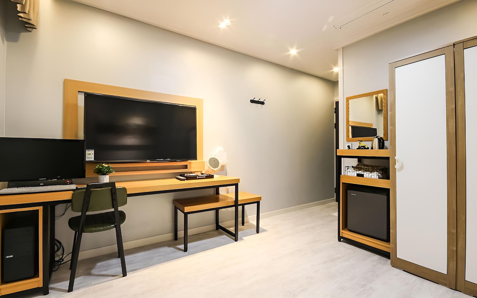 Room (Ondol (Standard)) - Photo 3