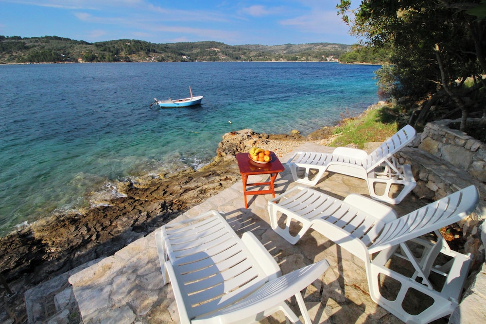 House (Holiday Home Katica - One Bedroom Hol) photo 3