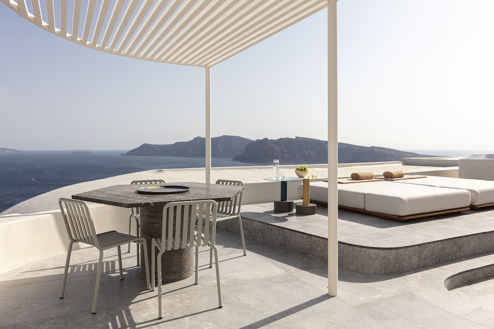 Two Bedroom Villa with Infinity Pool