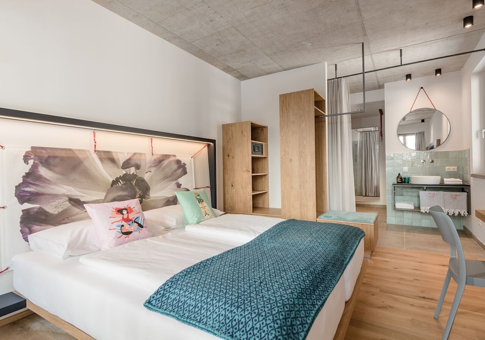Signature Double Room photo 2