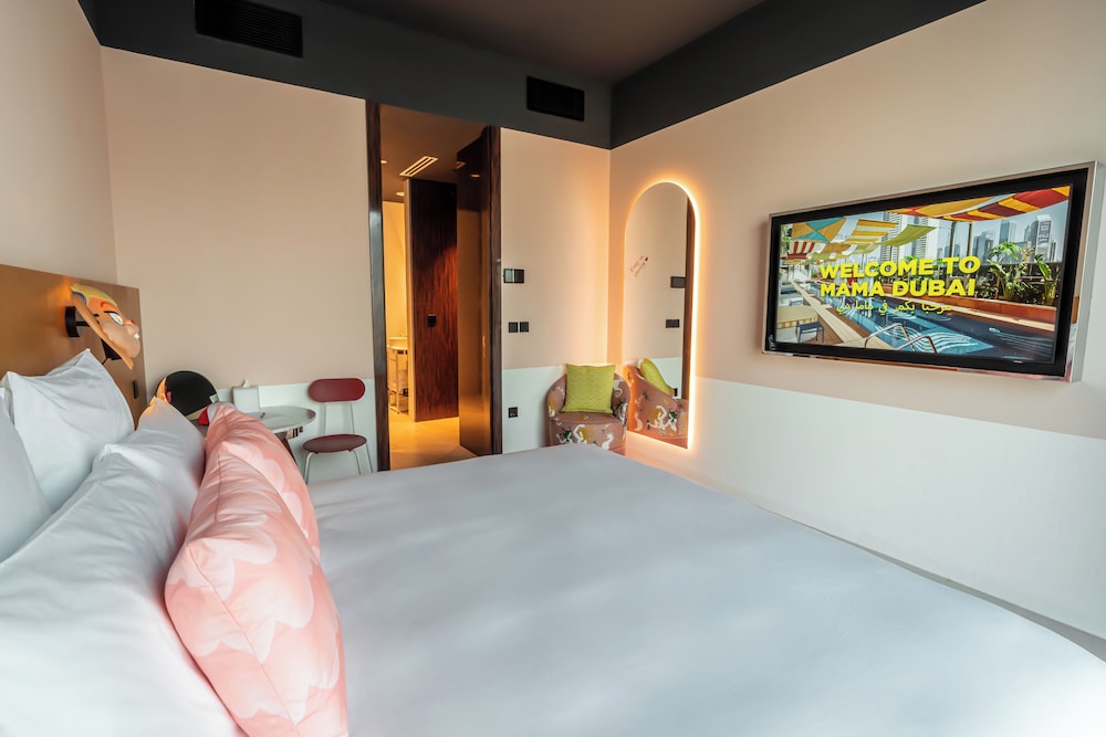 Suite (XXL Mama Crazy) photo 2