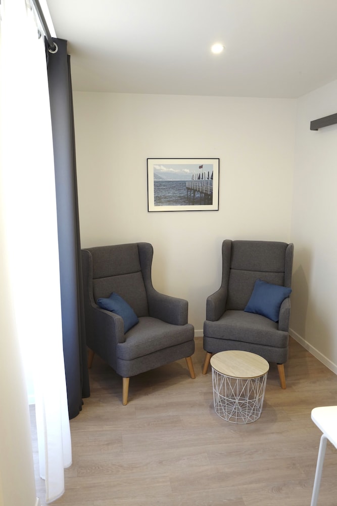 Suite - Photo 9