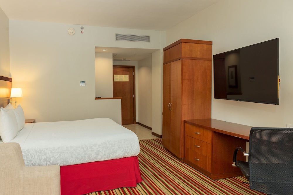 Superior Room, 1 King Bed with Sofa bed - Photo 6