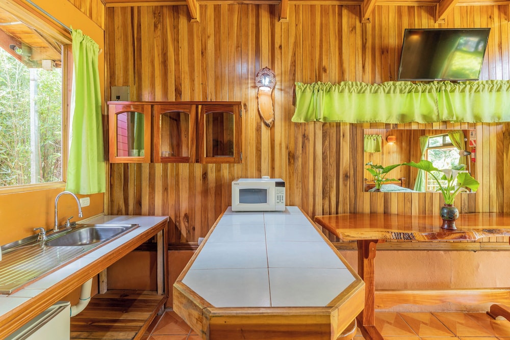 Family Cabin photo 2