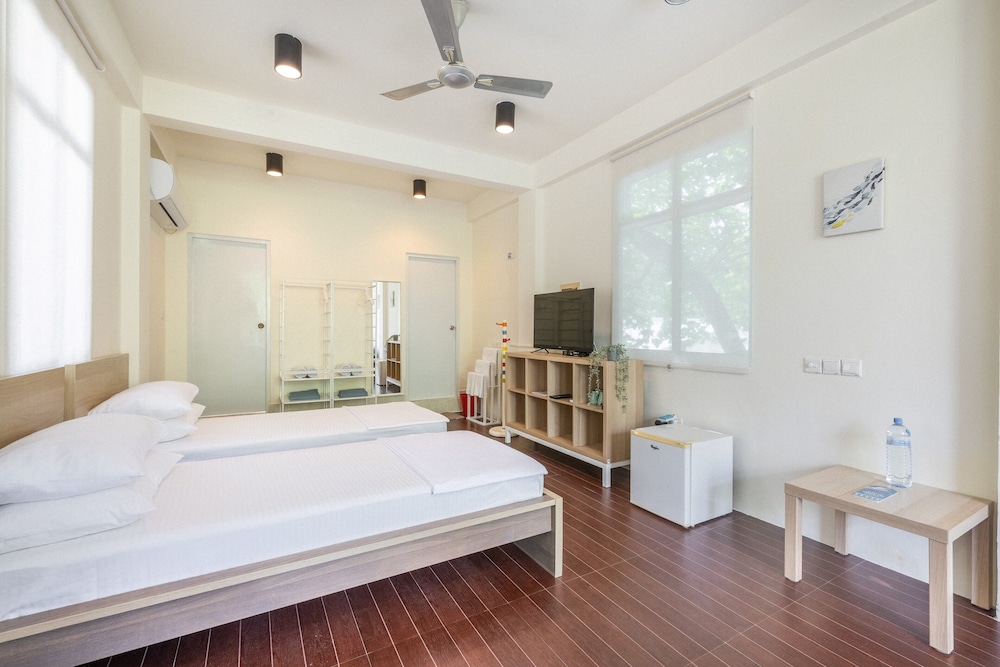 Family Quadruple Room photo 3