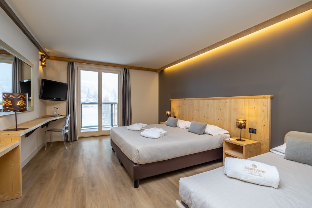 Superior Triple Room