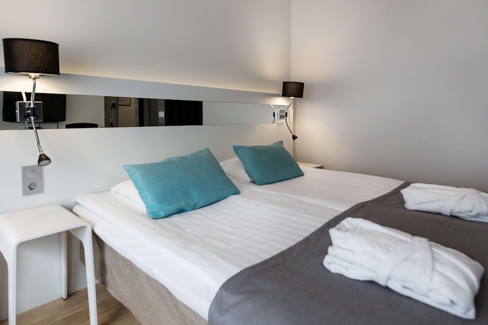 Superior Room, 1 King Bed - Photo 2