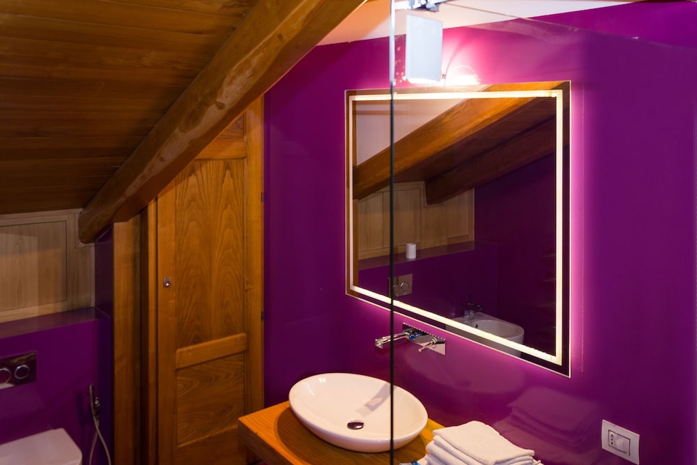 Basic Double Room, Terrace, Mountain View photo 3