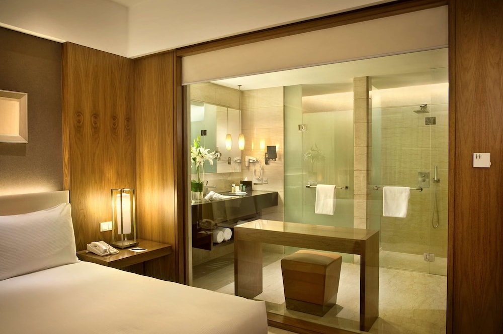 Queen Hilton, Classic Room, 2 Queen Beds - Photo 7