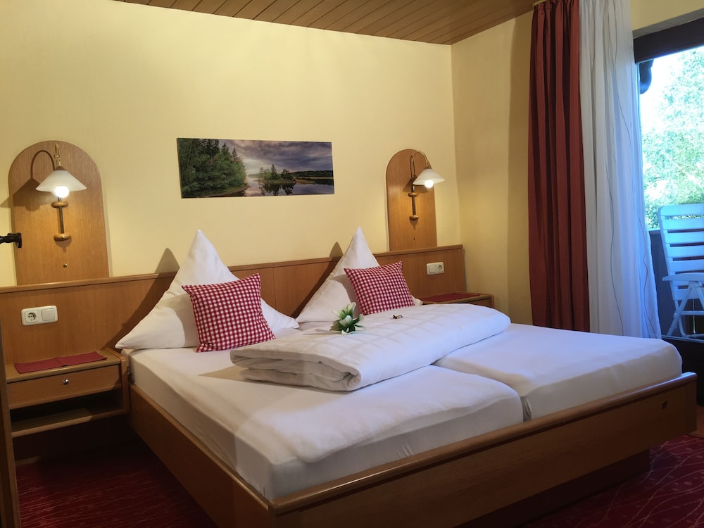 Economy Double Room, Balcony