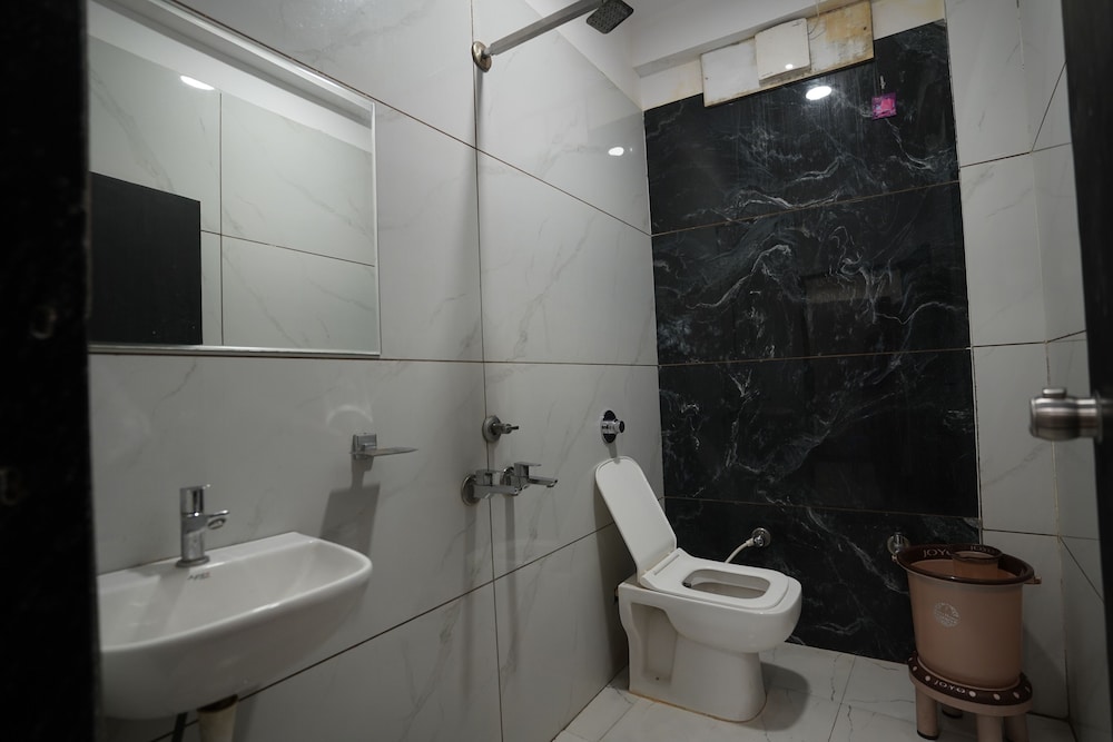 Deluxe Triple Room - Photo 3
