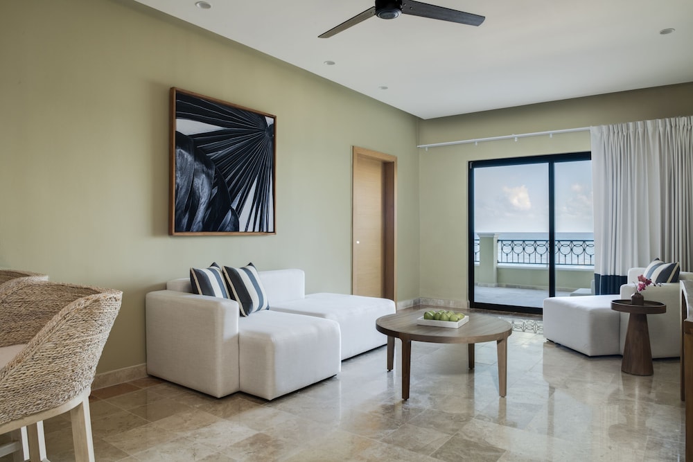 Club Level Presidential Suite King