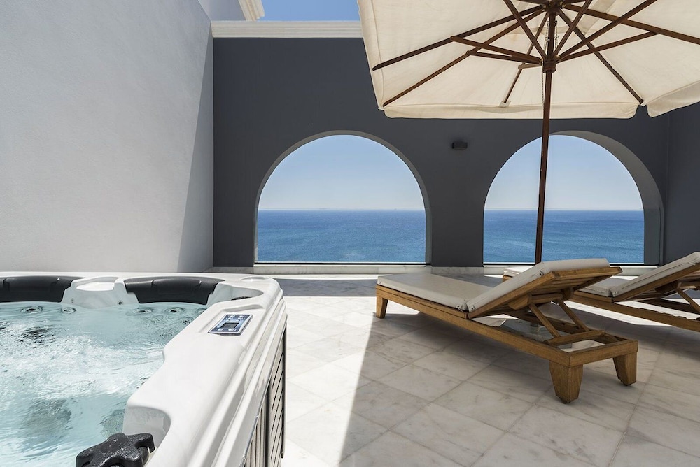Presidential Suite, Sea View