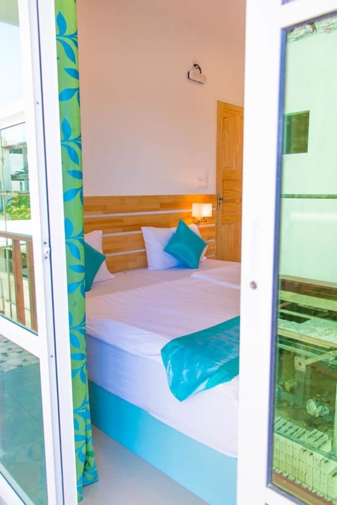 Deluxe Double Or Twin Room With Balcony And Sea View