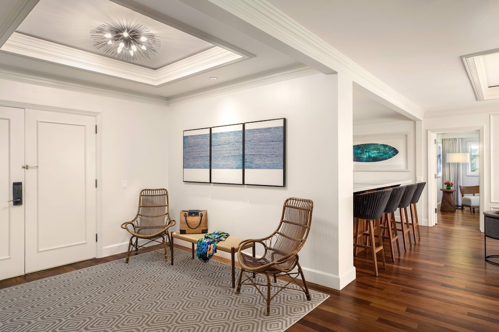 Royal Pacific Suite, 2 Bedrooms, Club Lounge Access, Oceanfront