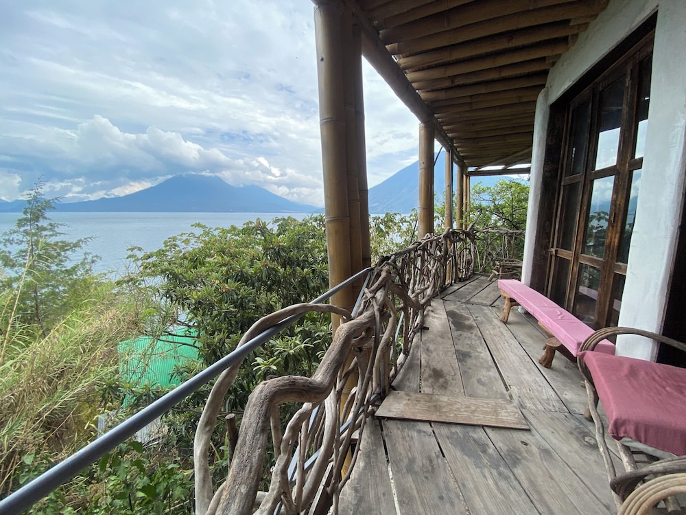 Comfort Cabin, Balcony, Lake View photo 1