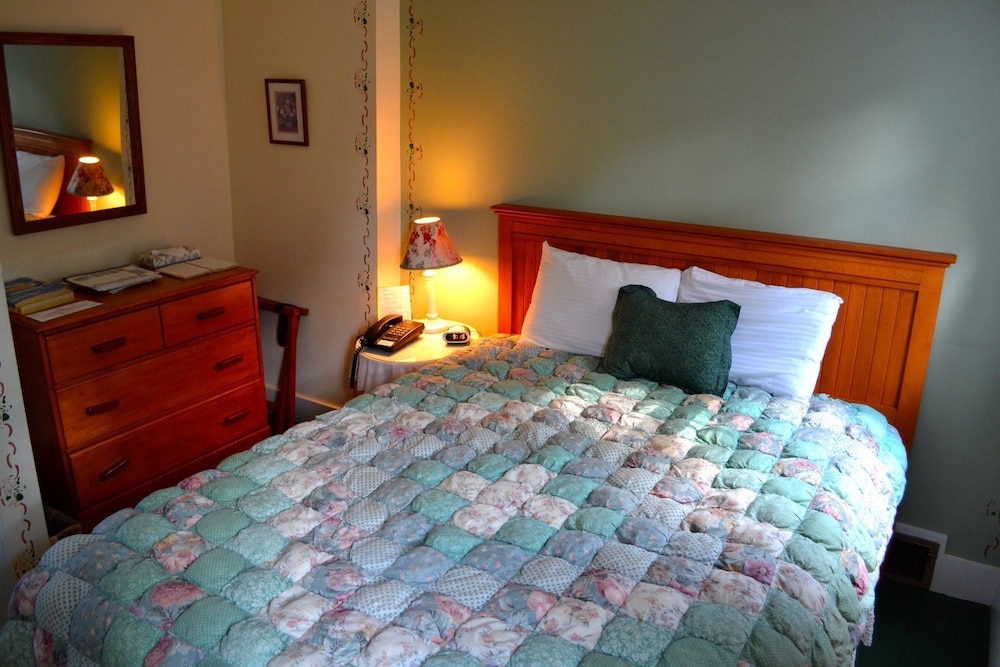 Wildflower Room photo 1