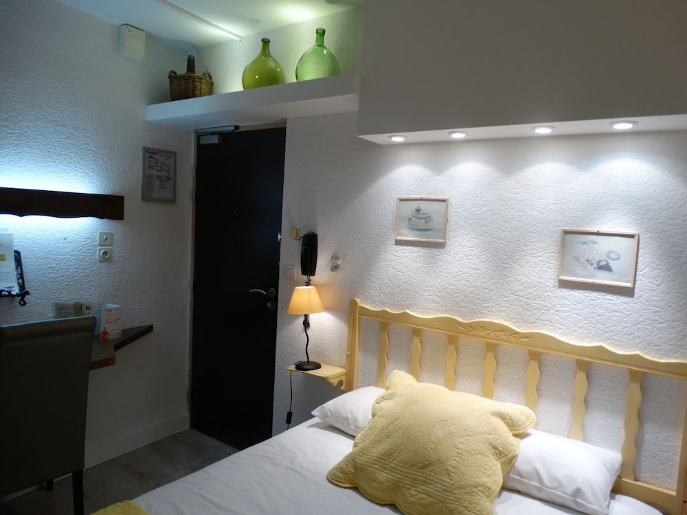 Standard Room photo 1