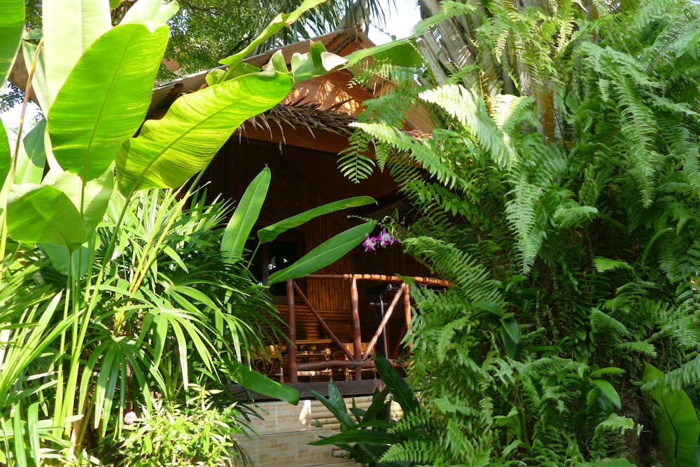 Comfort Bungalow, 1 Queen Bed photo 1
