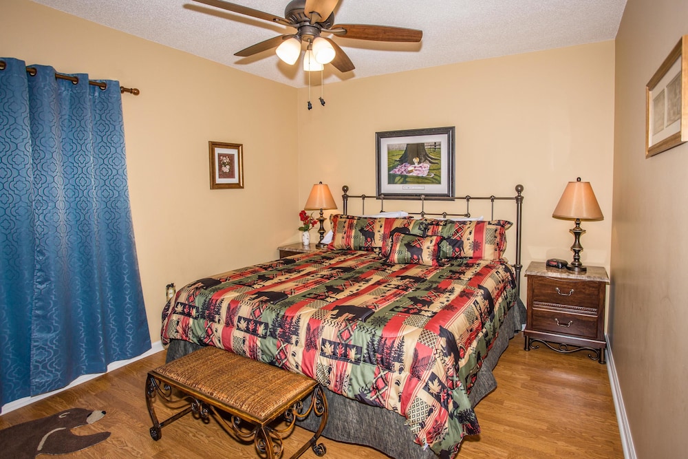 Condo, Multiple Beds (Whispering Pines 242)