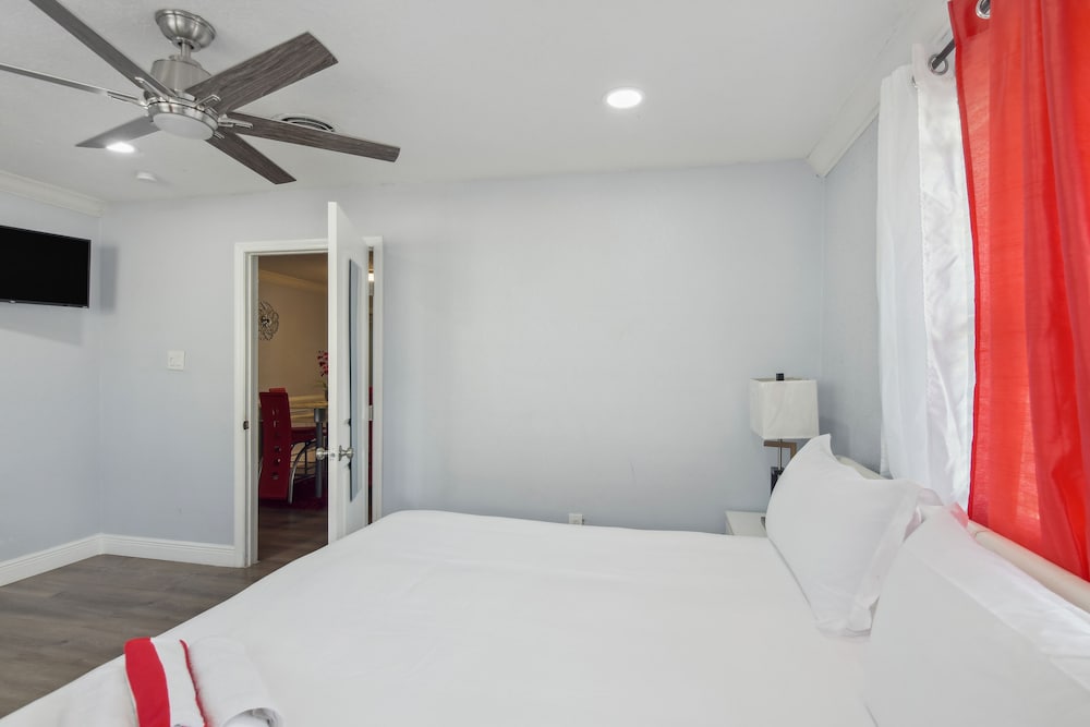 House (4 Bedrooms) photo 3