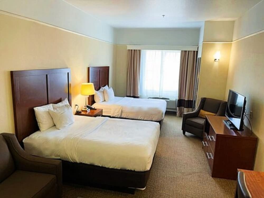 Suite, 2 Queen Beds, Accessible, Non Smoking - Photo 5