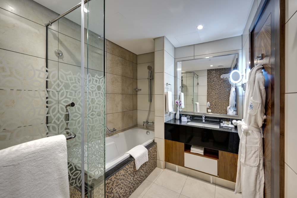 Two Bedroom Apartment Canal View