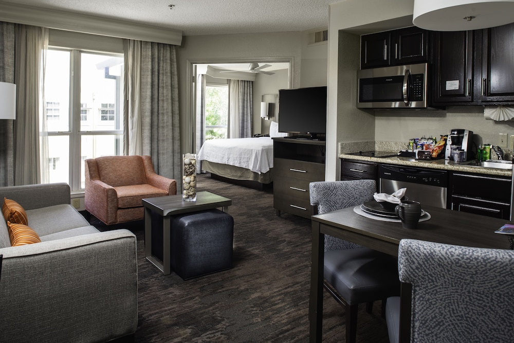 Suite, Accessible, Non Smoking photo 3
