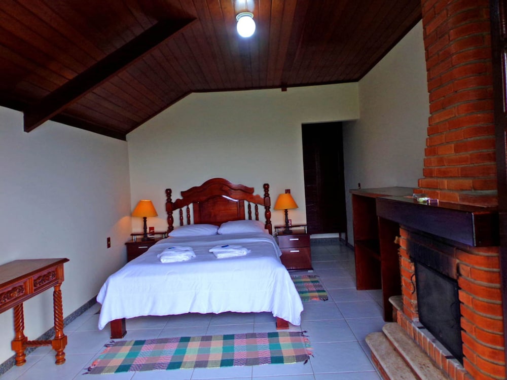 Economy Suite, Pool View photo 3