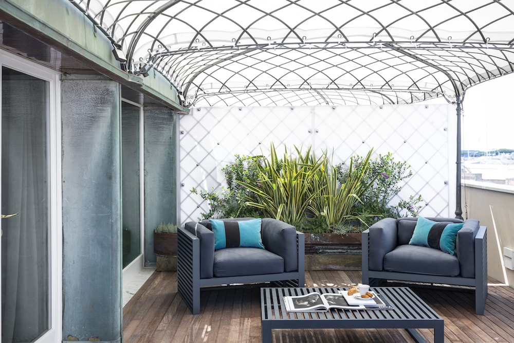 Grand Suite - Photo 4