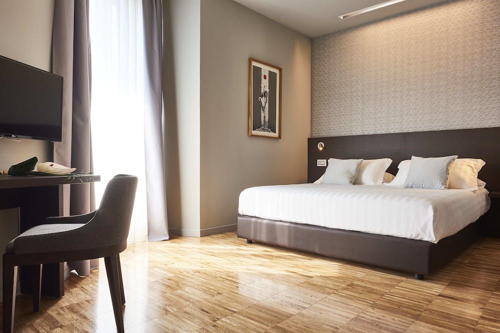 Superior Double or Twin Room photo 1