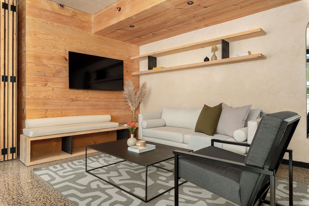 1 Bedroom Executive Apartment photo 3