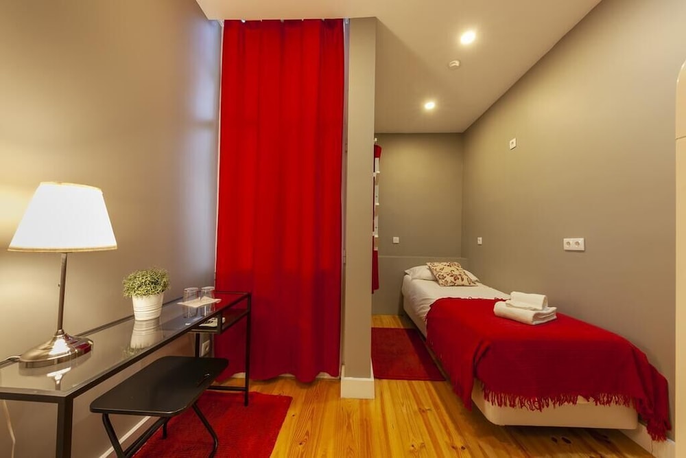 Classic Single Room