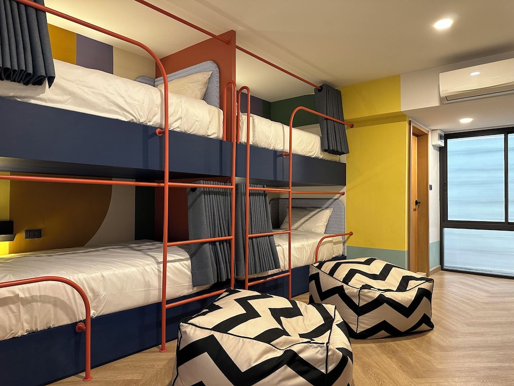 Family Quadruple Room photo 3