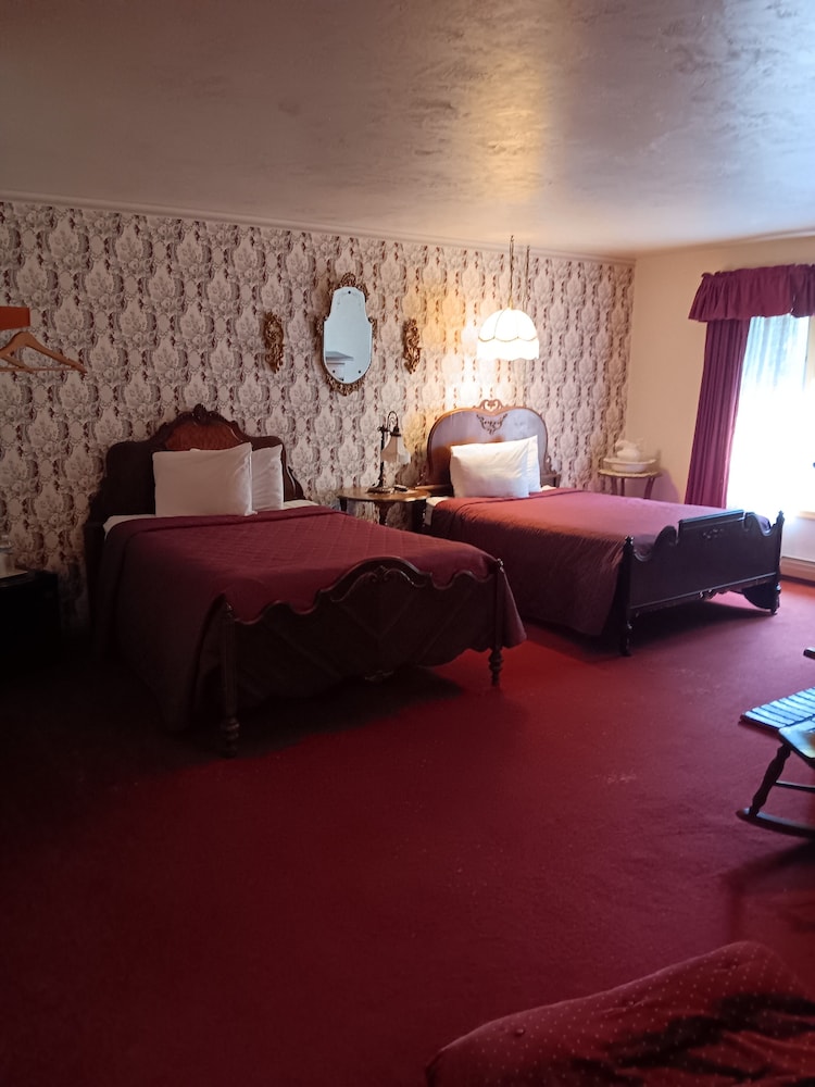 Signature Room, 2 Double Beds (Antique) 2nd Floor photo 1