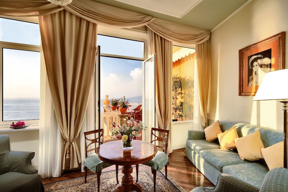 Junior Suite, Terrace, Sea View (Deluxe) - Photo 5