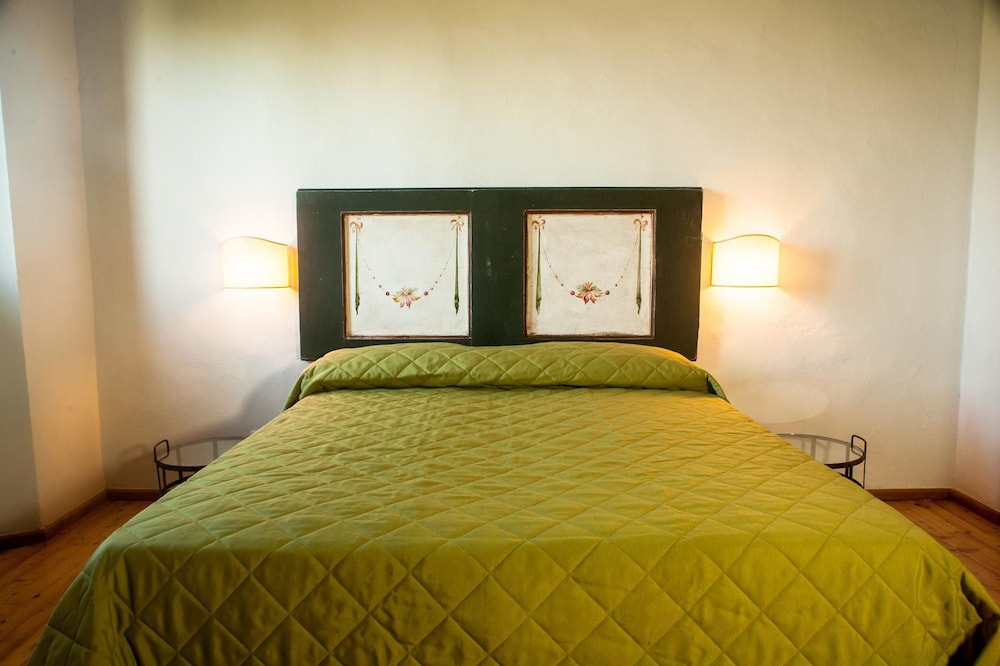 Double Room, Hill View photo 1